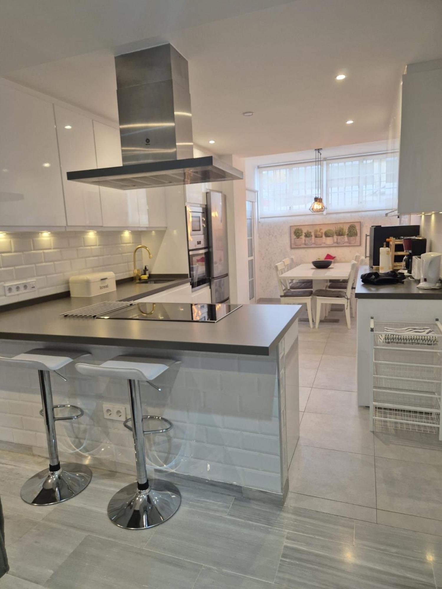 Luxurious Three Bedroom Duplex Apt Close To Beach Fuengirola Exterior foto